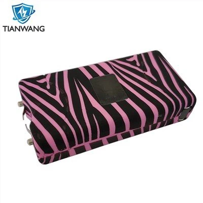 Tragbarer wiederaufladbarer Elektroschocker in klassischer Tarnung